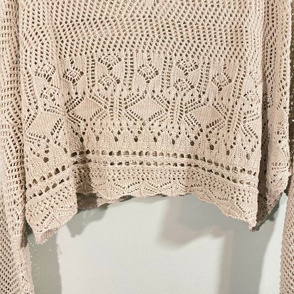 Urban Outfitters Women Beige Oversized Beachy Pointelle Sweater Size S - Picture 3 of 8